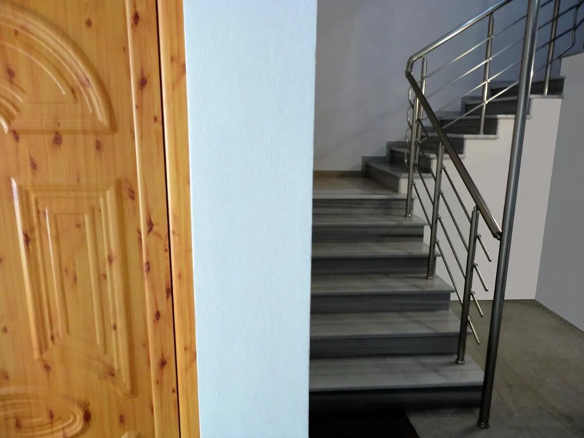 Spiro Guest House Himare Albania