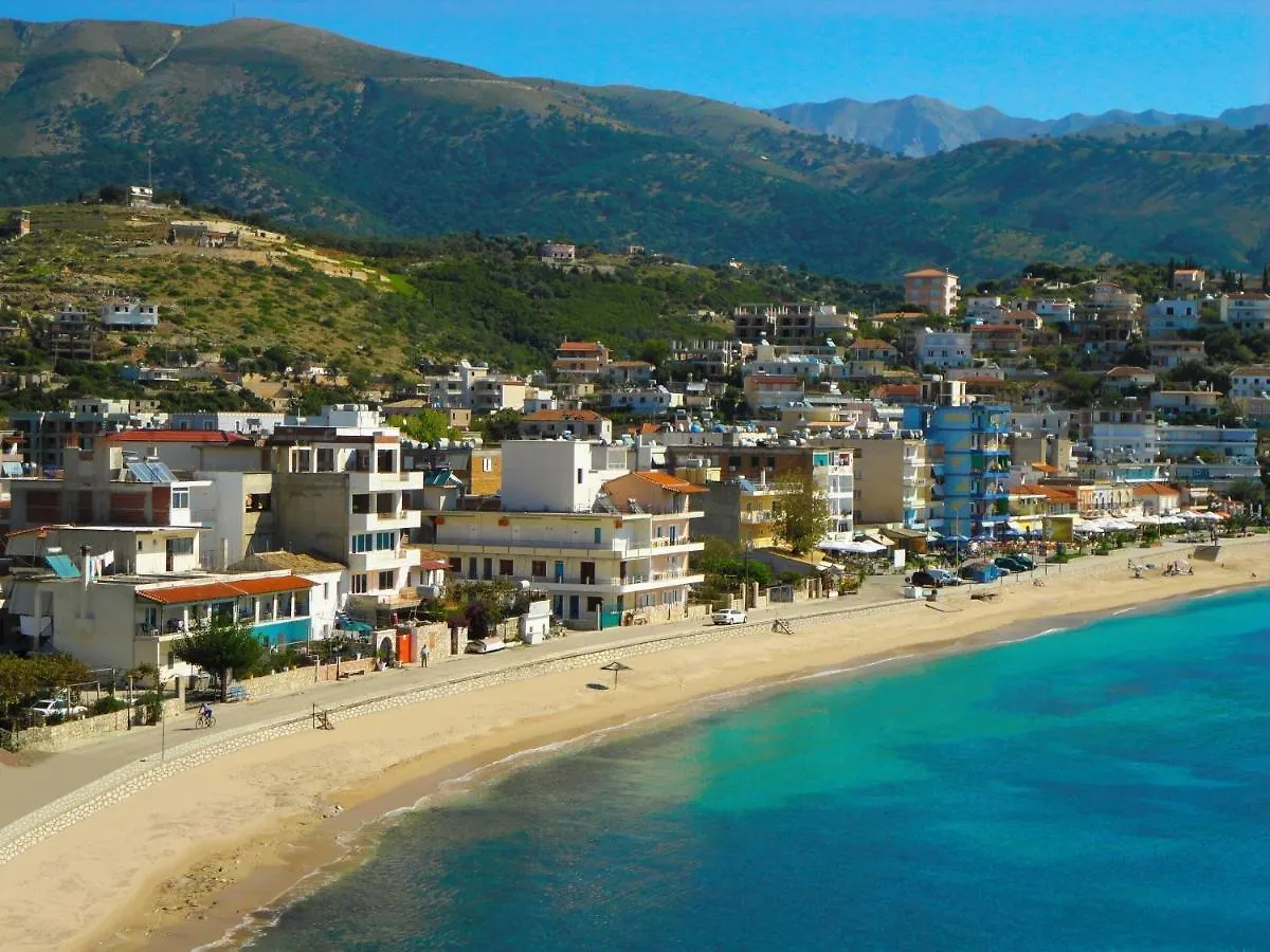 Spiro Guest House Himare