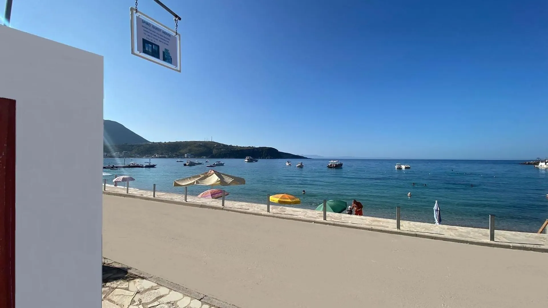Spiro Guest House Himare